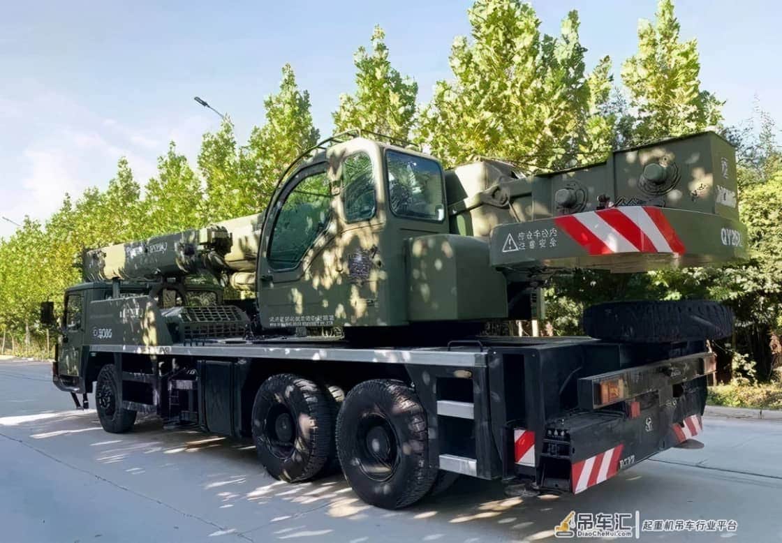 网上卖25吨二手军用吊车,你敢买吗?