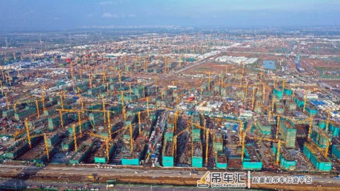 震撼世界的超级工程 塔吊林立