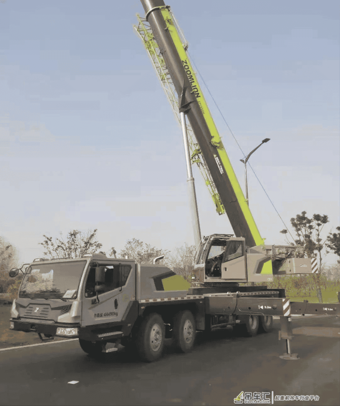 对比两台吊车,徐工55KC-1和中联550H,各位给个建议吧