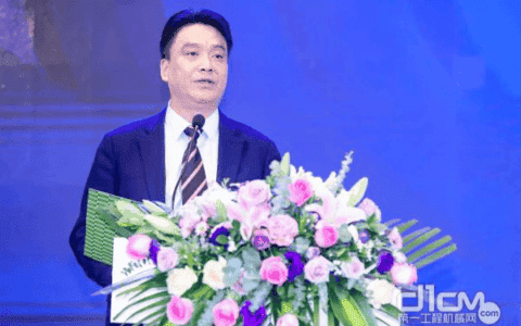 开拓创新 笃定前行 2020年工程起重机分会年会召开 中联重科全力保障