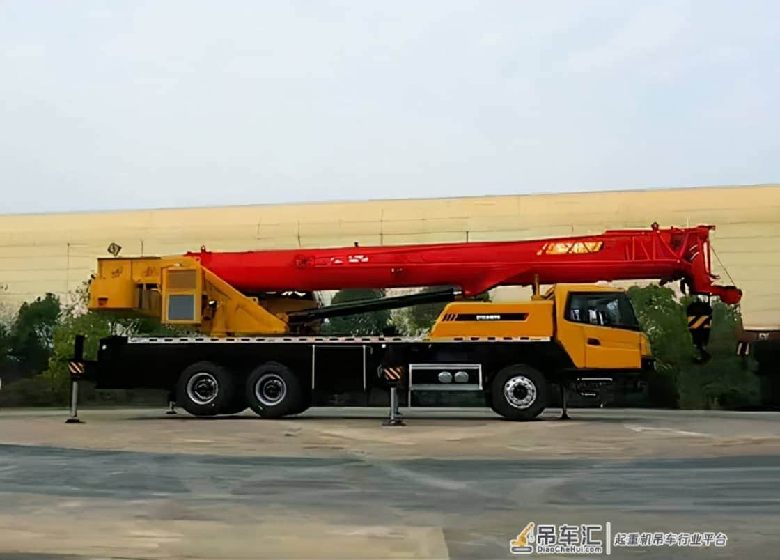 首款48米6节臂!三一STC300T6拿下30吨级无冕之王