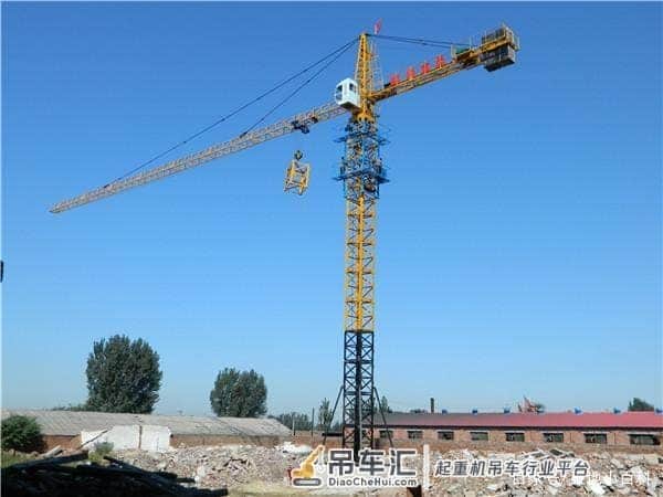 塔吊司机:请给我配一个这样的塔吊指挥!