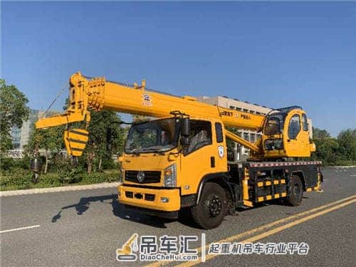 国五12吨东风160 汽车吊图片参数介绍