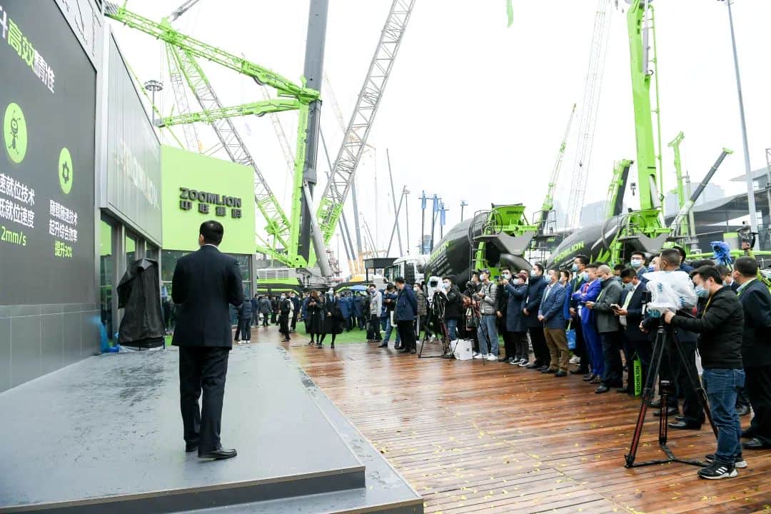 2020 bauma宝马展丨中联重科首日签单超90亿元,阔步全面智能化时代!