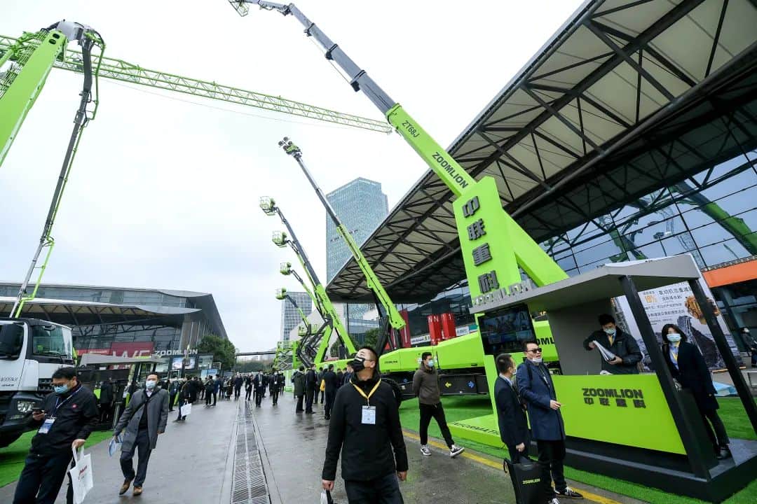 2020 bauma宝马展丨中联重科首日签单超90亿元,阔步全面智能化时代!
