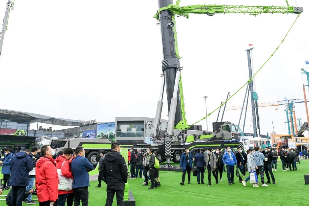 2020 bauma宝马展丨中联重科首日签单超90亿元,阔步全面智能化时代!