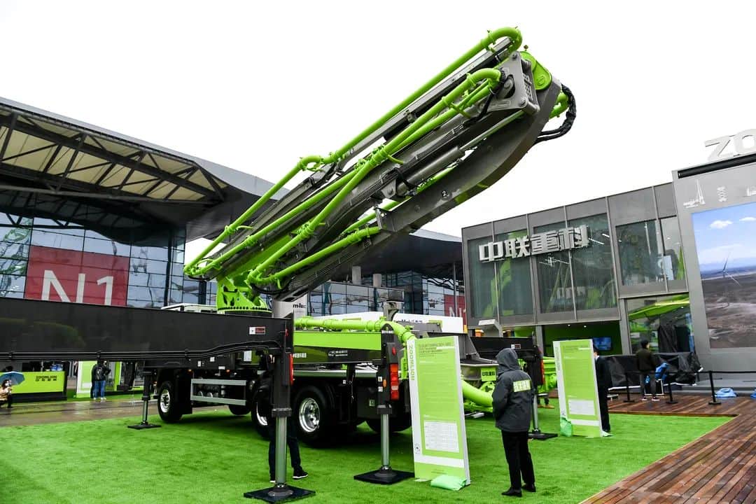 2020 bauma宝马展丨中联重科首日签单超90亿元,阔步全面智能化时代!