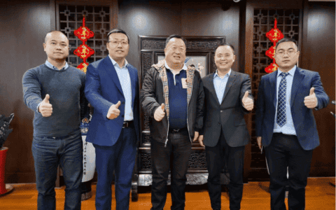 疫情突围，中联重科起重机海外喜获新年首批大订单