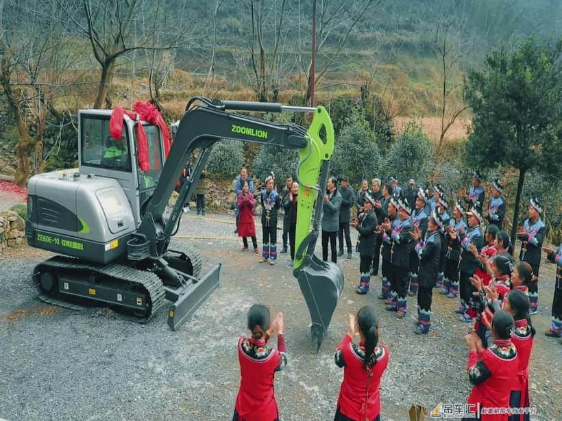 脱贫攻坚战全面胜利振奋人心 中联重科扶贫扶智助力乡村振兴