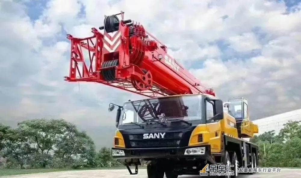三一STC500E5吊车,10m幅度额载19吨