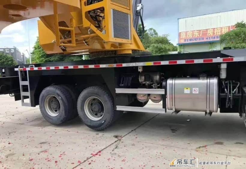 三一STC500E5吊车,10m幅度额载19吨