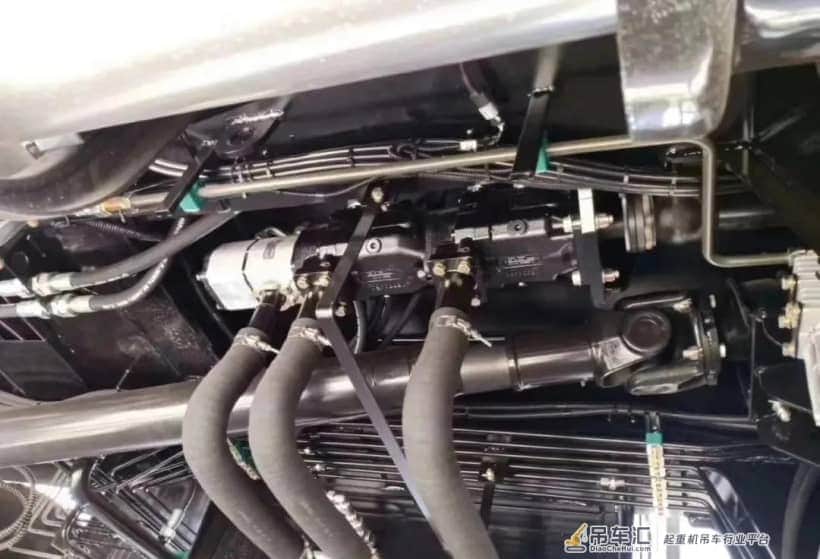 三一STC500E5吊车,10m幅度额载19吨