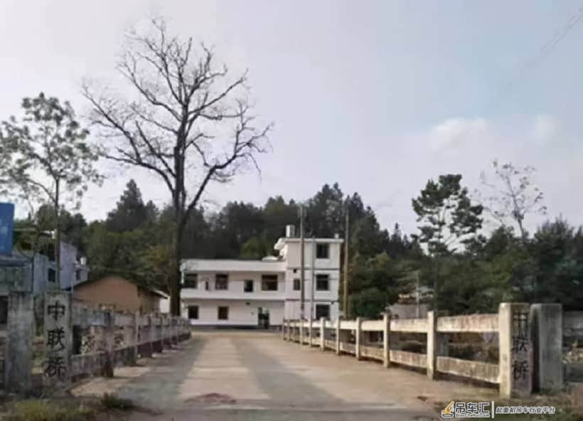 中联重科2021年新品推介会暨东莞市轩伟吊装公司交付圆满成功