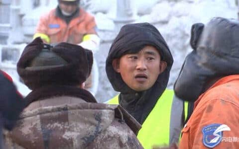 莱阳吊车司机连夜支援栖霞事故救援现场 心愿：想看到被困矿工安全升井，挨个抱一下