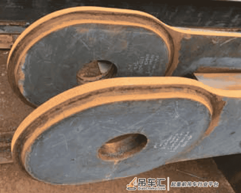 岸边集装箱起重机闭口耳板校核软件的开发