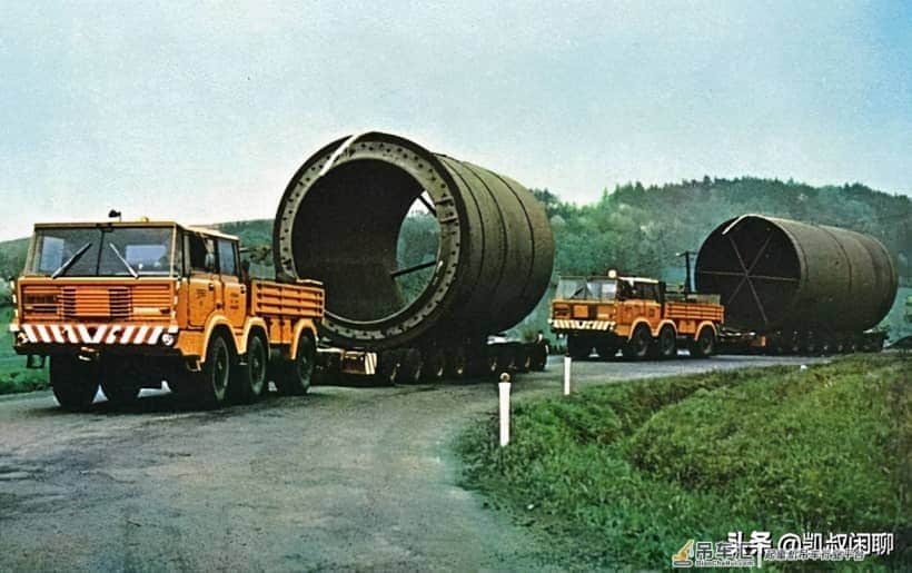 太脱拉T813-4x4、6x6、8x8大件牵引卡车和起重机