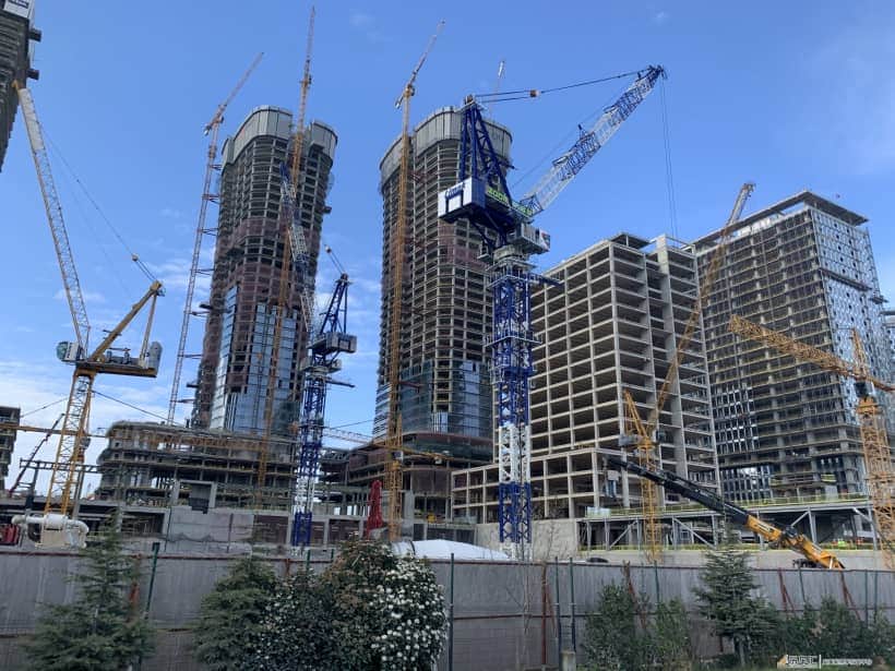 “双子”动臂塔助力世界地标性建筑 中联重科海外市场发展强劲