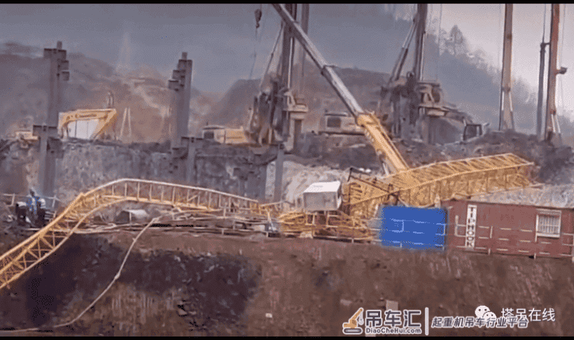 突发！贵州遵义一在建工地塔式起重机发生倒塌事故