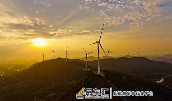 主打风电吊装  国内两款1600吨级全地面起重机解读