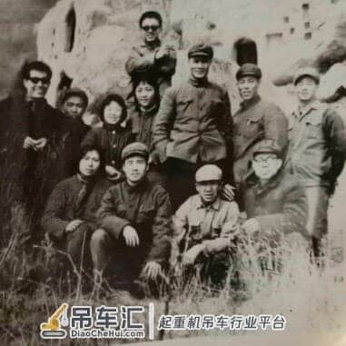 铸造车间的女吊车工(军工记忆)