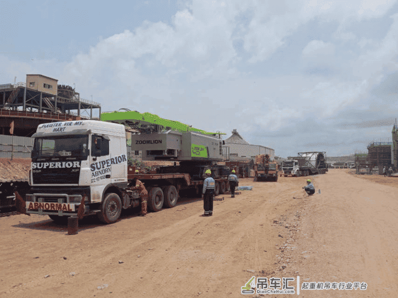 我在非洲开吊车,挣得是美金