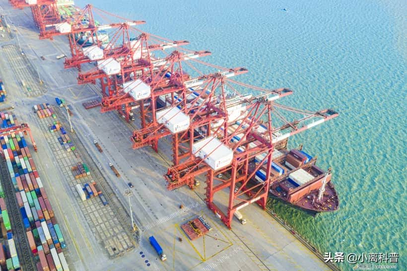 垄断全球80%市场,中国龙门吊技术很高吗?可以卡美国脖子吗?