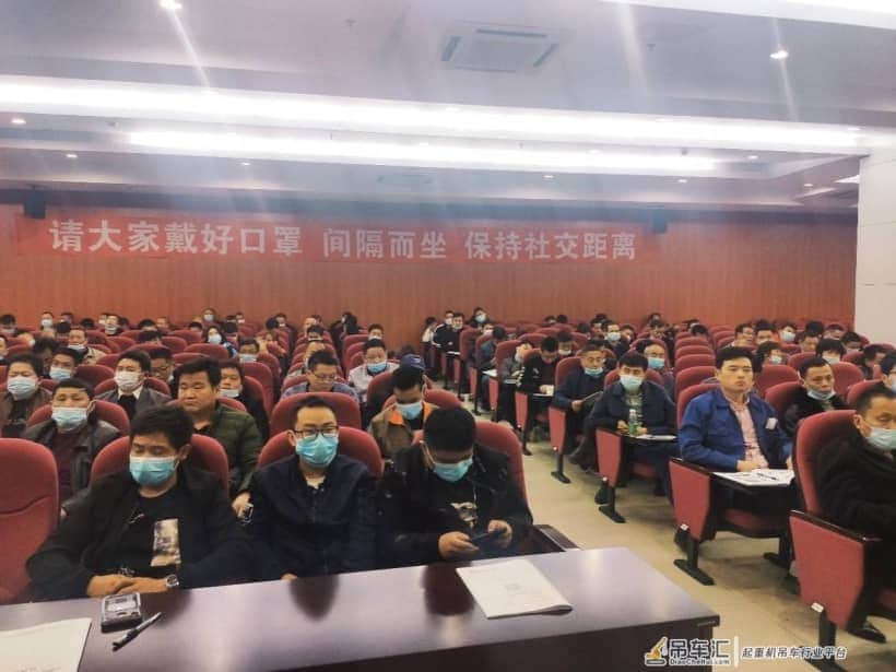 江阴市市监局华士分局开展起重机械地操人员安全教育培训工作