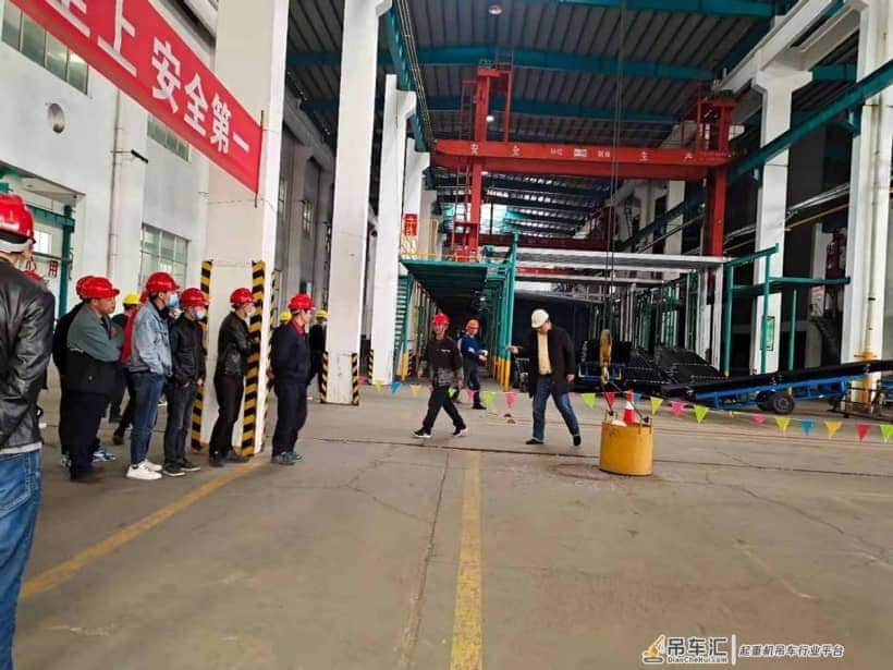 江阴市市监局华士分局开展起重机械地操人员安全教育培训工作