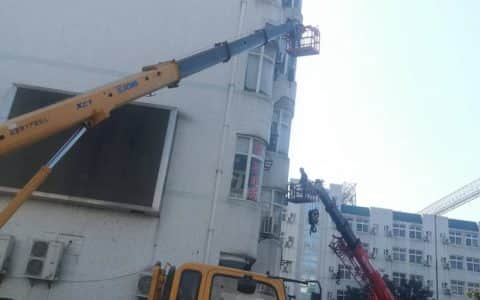 武汉吊车出租外墙修补案例