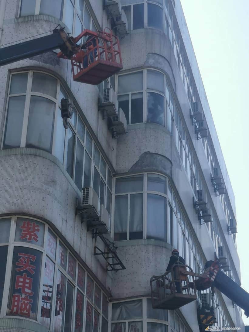 武汉吊车出租外墙修补案例