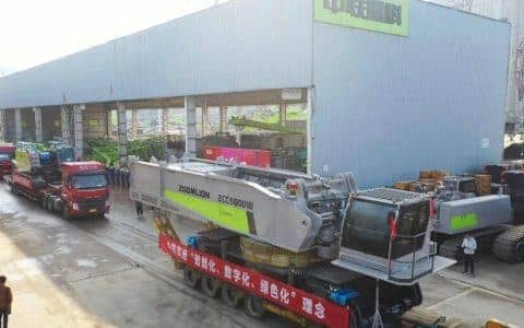 2021中联重科工程起重机分公司履带吊产品发车仪式暨开门红活动成功举行