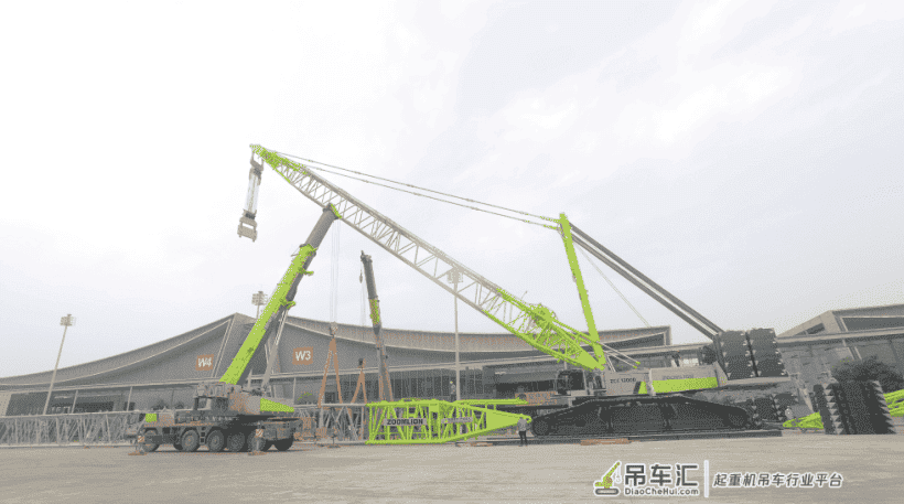 “镇馆之宝”驾到!2021长沙展首台设备入场,中联重科智造魅力绽放开启