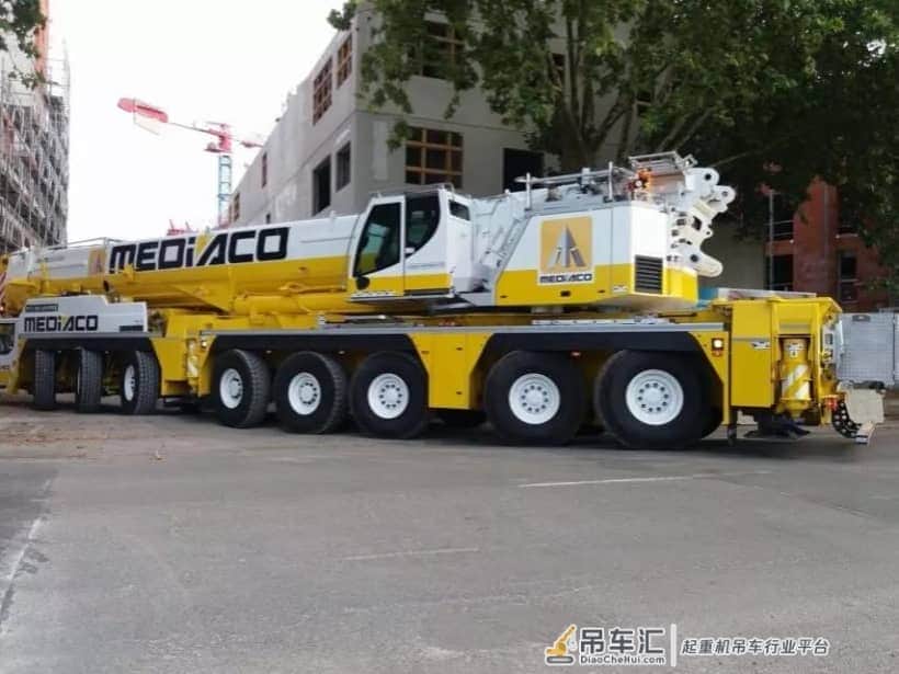 国外那些大吨位汽车吊为什么没有超起呢？