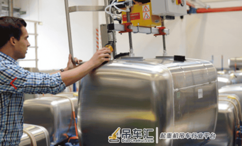 华越国际:事故频发引发对吊具的选择及安全的思考