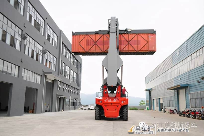盘点在中国市场销售的正面吊制造商
