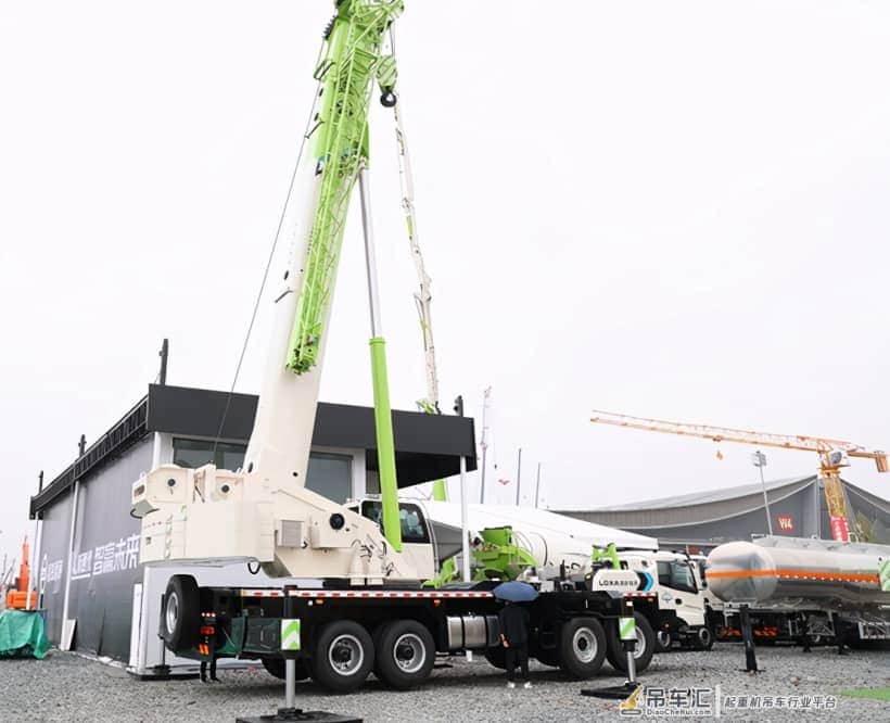 雷萨新款90X7首次亮相,跟三大厂比如何?