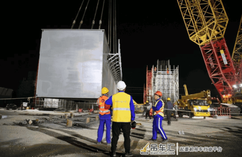 壹现场丨京唐铁路特大桥跨京哈铁路门式墩钢横梁吊装就位
