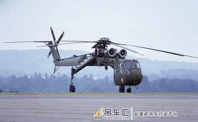 美军奇特的直升机,一生追求“骨感美”,号称飞行的“龙门吊”