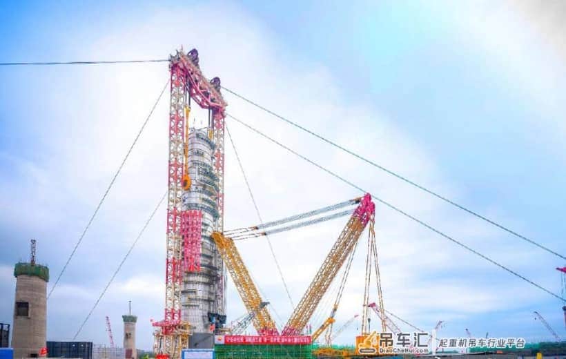 中国制造创纪录，世界级国产起重机完成4606吨“世界第一吊”