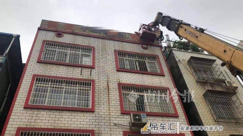 他们可真会利用柳州这里,惹来了大吊车……