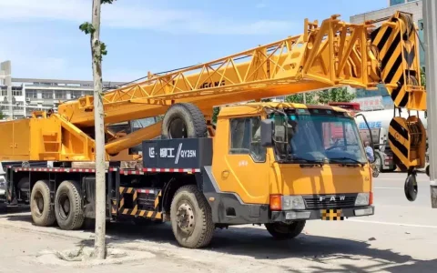 柳工25t，第一次看到保养这么好的