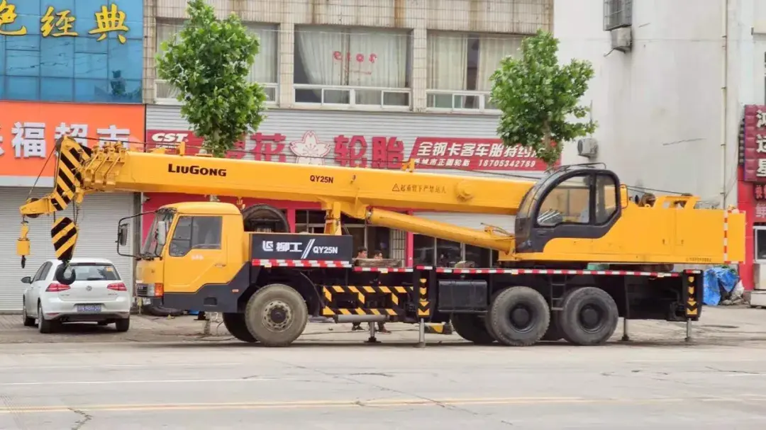 柳工25t,第一次看到保养这么好的