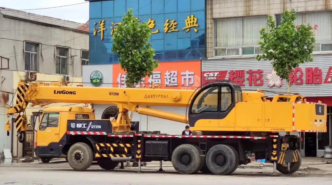 柳工25t,第一次看到保养这么好的