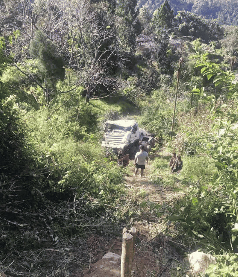 12吨吊车吊18吨罐车,滑轮组实战教学