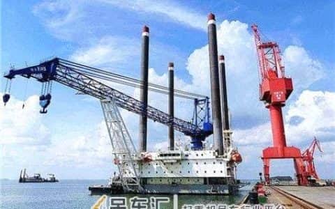 中标两台660吨海洋起重机！这家船企又交付一台600吨海洋起重机