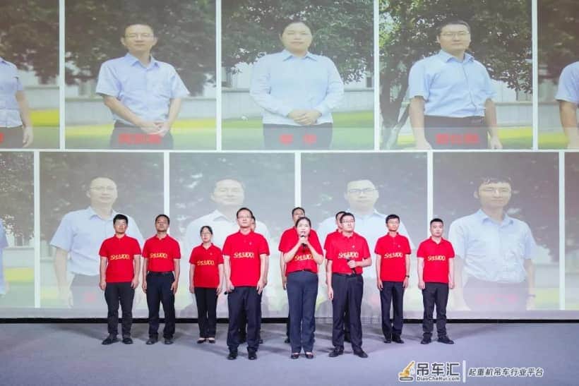 中联重科科研人员学党史、颂党恩朝“智造新时代”大步迈进