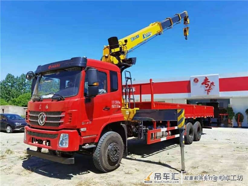 国六东风新款K5后八轮徐工12吨4节臂随车吊