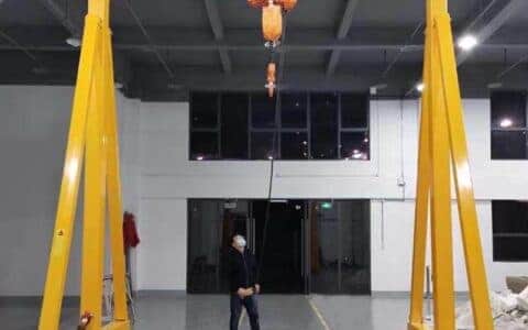 龙门吊起重机是如何移动的？