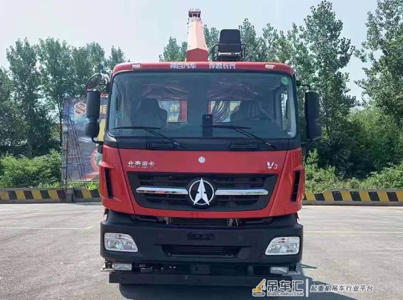 解析:北奔重卡14吨随车吊 石煤QYS-14Ⅴ吊机