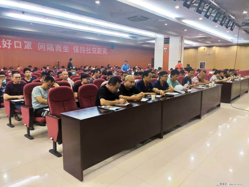 江阴市市监局华士分局开展起重机械地面操作人员培训教育